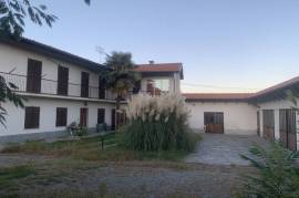 Excellent 8 Bed Villa for Sale In Verzuolo Cuneo