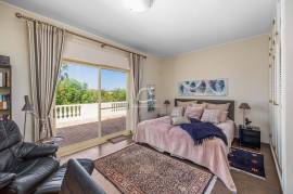Elegant Countryside Villa with Panoramic Views in the Algarve