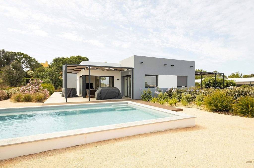1 Bedroom Villa + 2 Bedrooms