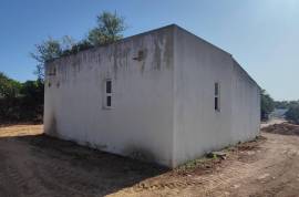 Land in Querença with House to Legalize - Unique Opportunity!