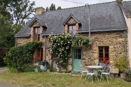 Houses for sale - 5 rooms - 95 m2 - PLEUCADEUC - (56140)