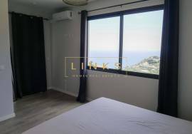 3-Bedroom Semi-Detached Modern Villa in Campanário – A Rare Opportunity with Stunning Sea and Mountain Views
