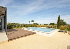 Semi-detached villa T1 + 2 with pool in the Pestana Valley Nature Village - Ferragudo