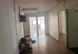 Office| For total refurbishment | Metro Odivelas