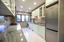 Leasehold | 3 Bedroom Apartment | Refurbished & Equipped | Restelo