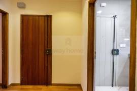 Leasehold | 3 Bedroom Apartment | Refurbished & Equipped | Restelo