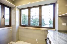 Leasehold | 3 Bedroom Apartment | Refurbished & Equipped | Restelo