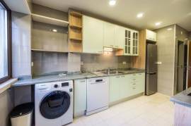 Leasehold | 3 Bedroom Apartment | Refurbished & Equipped | Restelo