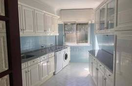 2 Bedroom Apartment | Sea View | Furnished and equipped | Leasehold | Paço de Arcos