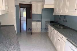 2 Bedroom Apartment | Sea View | Furnished and equipped | Leasehold | Paço de Arcos