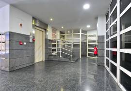 2 Bedroom Apartment | Refurbished | Balcony | Storage and parking | Blessed | Xabregas