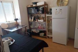 House T2 | Under refurbishment | Land of 480 m2 | Alenquer