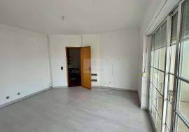 7 bedroom villa with garage, garden in Bobadela - Lisbon