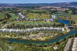 Vilamoura – 3-Bedroom penthouse duplex apartment with roof top terrace and private pool