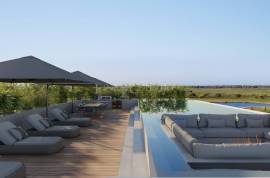 Vilamoura – 3-Bedroom penthouse duplex apartment with roof top terrace and private pool