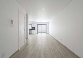 Tavira - Stunning new 3+1 bedroom villa with modern design – prime residential location.