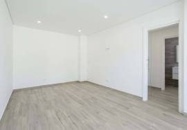 Tavira - Stunning new 3+1 bedroom villa with modern design – prime residential location.