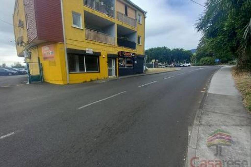 À LOUER Local commercial 50 m² aux normes ERP La Possession