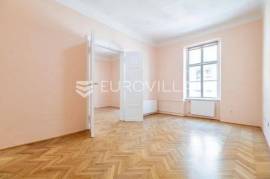 Zagreb, Center, residential/commercial NKP 70m2
