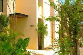 4-Bedroom Villa with Pool and Garden