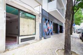 Two shops for joint lease near Estefânia and Marquês de Pombal, Lisbon