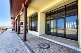 Loja / Estabelecimento Comercial em Vieira de Leiria de 101,00 m²