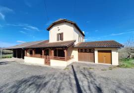 Detached Country House with Outbuilding and Open Views