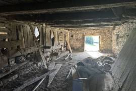 Countryside Barn to Renovate