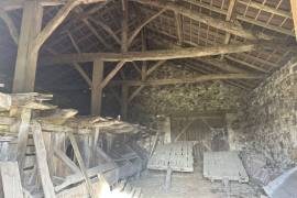 Countryside Barn to Renovate