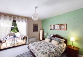 Superb Detached Villa with Guest Gite and Pool