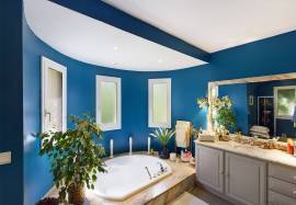 Superb Detached Villa with Guest Gite and Pool