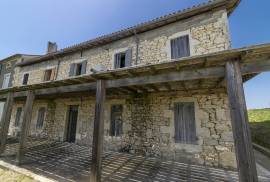 Traditional House to Renovate and Deveplop