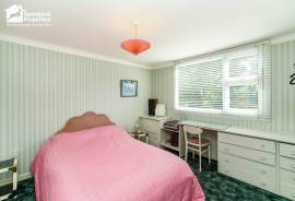 3 bedroom, Semi-detached house for sale 3 bedroom, Semi-detached house for sale