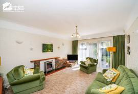 3 bedroom, Semi-detached house for sale 3 bedroom, Semi-detached house for sale