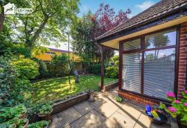 3 bedroom, Semi-detached house for sale 3 bedroom, Semi-detached house for sale