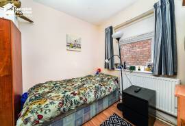 7 bedroom, Semi-detached house for sale