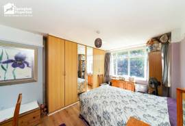 7 bedroom, Semi-detached house for sale