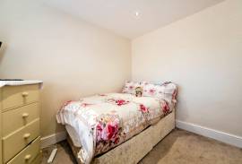 3 bedroom, Bungalow for sale