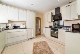 3 bedroom, Bungalow for sale