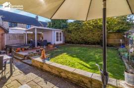 4 bedroom, Detached house for sale