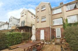 2 bedroom, Maisonette for sale