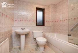 1 bedroom, End of terrace house for sale