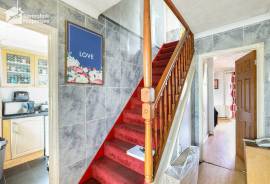 4 bedroom, Semi-detached house for sale