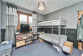 3 bedroom, Semi-detached house for sale