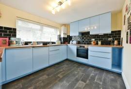 3 bedroom, Terraced House for sale