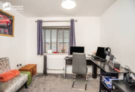 4 bedroom, Detached house for sale
