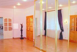 Detached house for rent in Riga district, 847.00m2