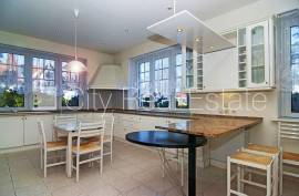 Detached house for rent in Riga district, 847.00m2