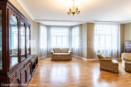 Apartment for rent in Riga, 123.70m2