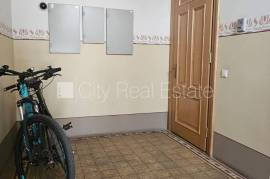 Apartment for rent in Riga, 123.70m2